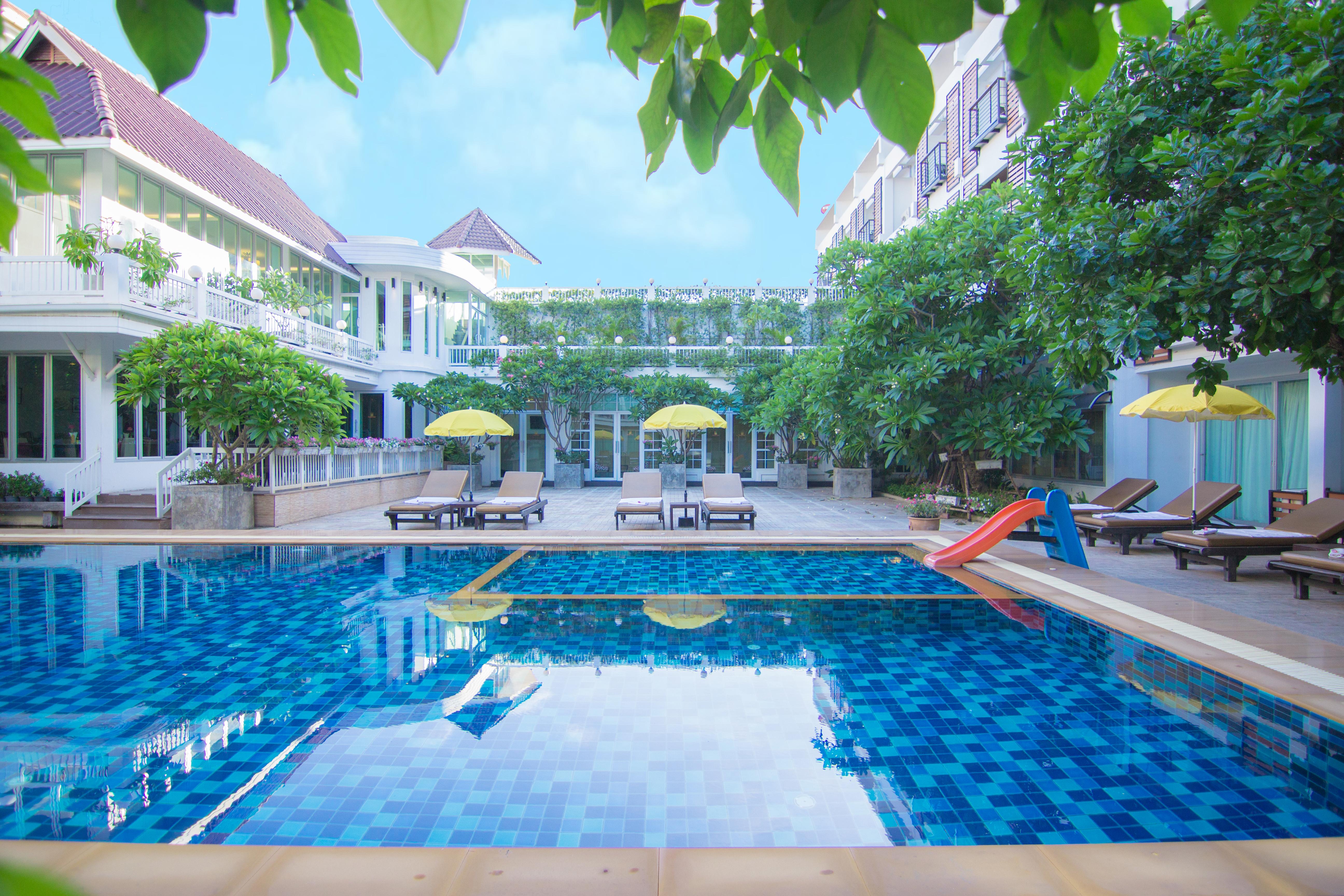 Paradise Hotel Udonthani Экстерьер фото