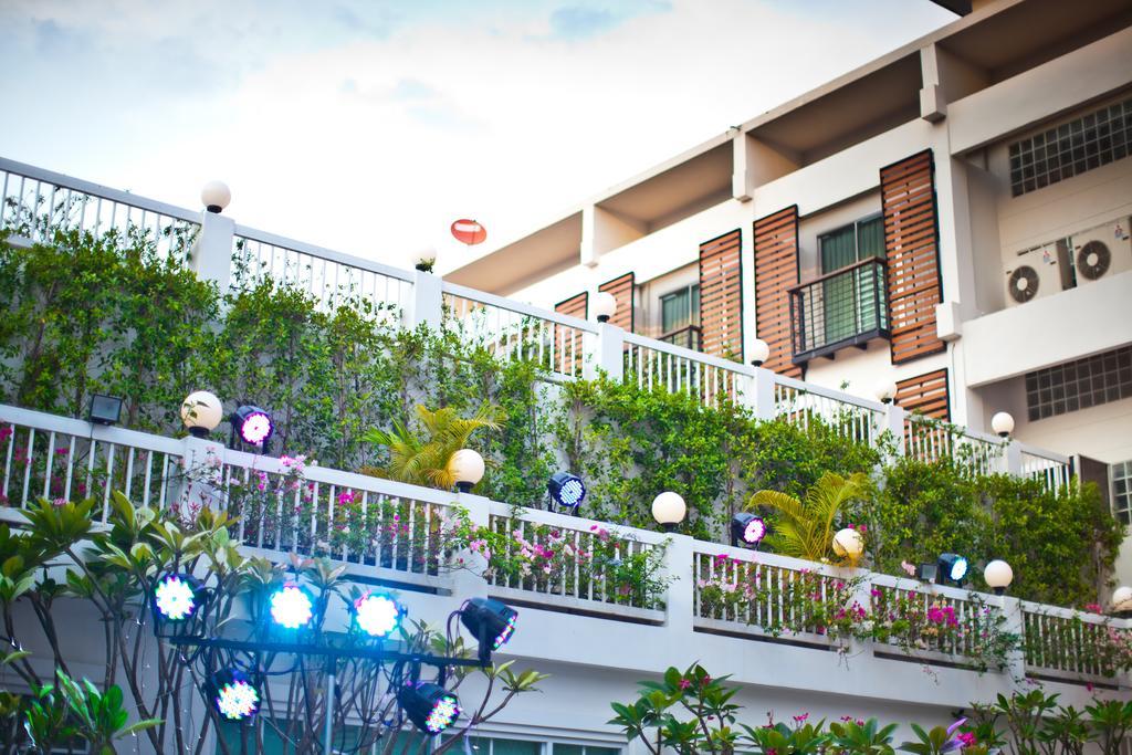 Paradise Hotel Udonthani Экстерьер фото
