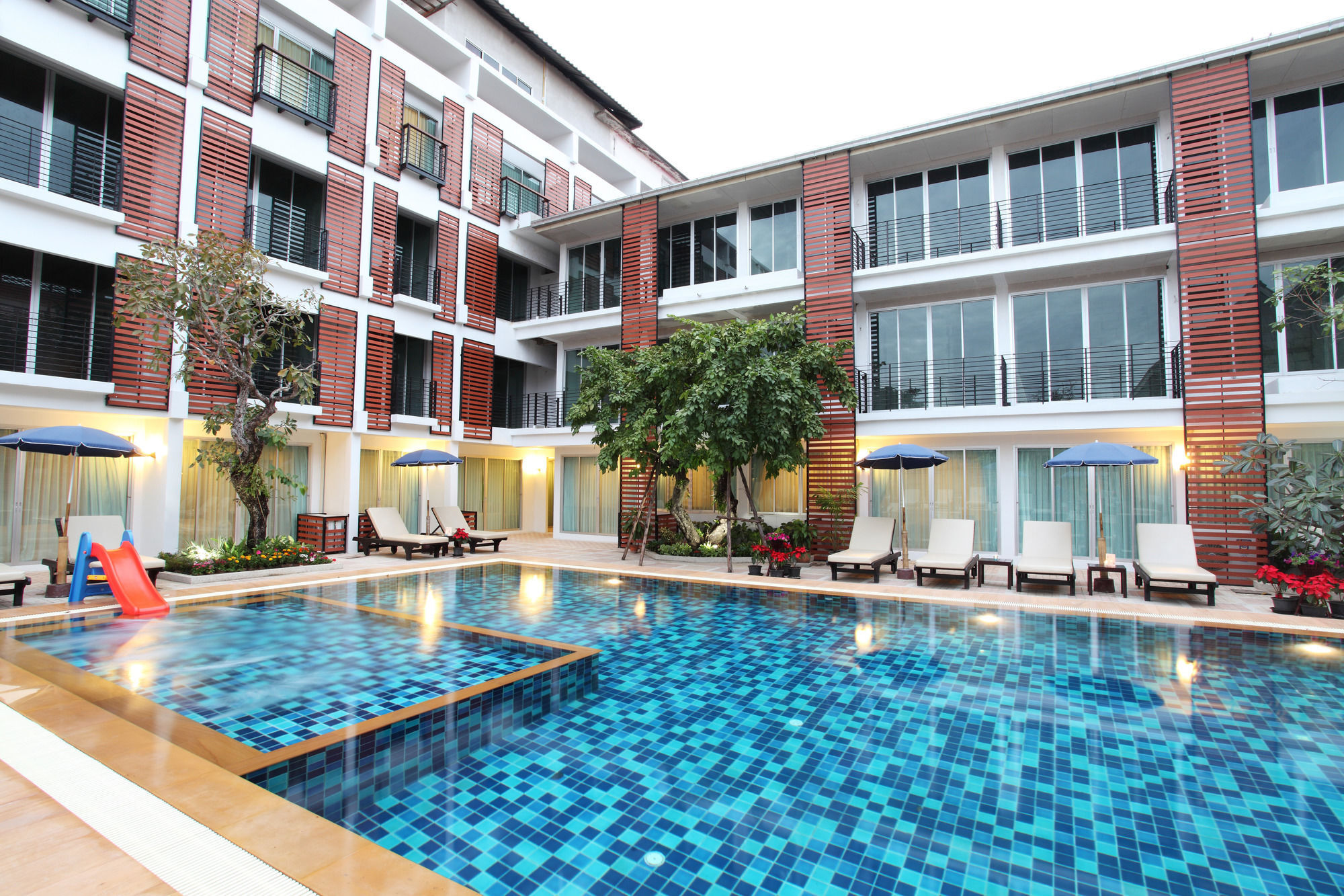 Paradise Hotel Udonthani Экстерьер фото